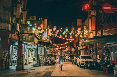 dihua CNY street